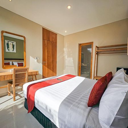 Svarna Suites Seminyak Экстерьер фото